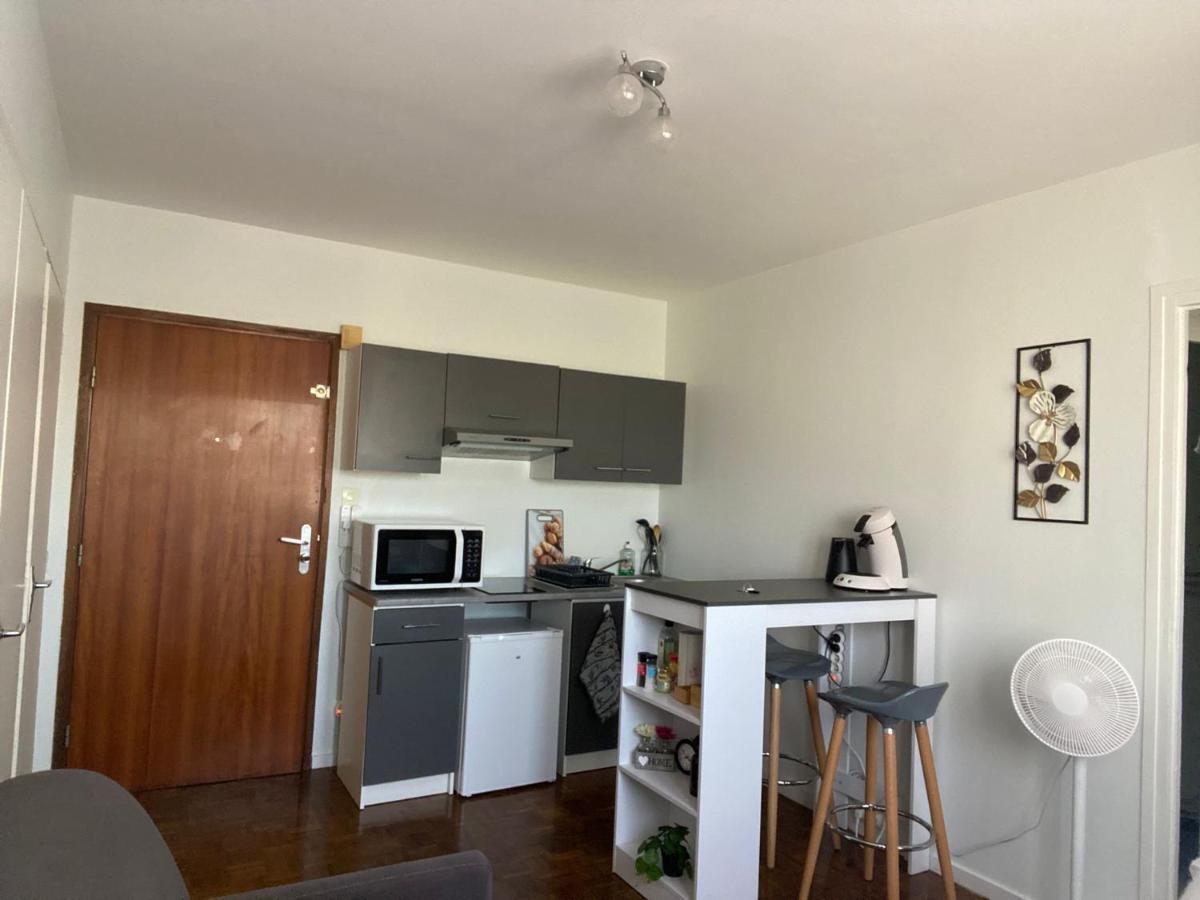 Studio Rue De Dijon Talant Екстериор снимка